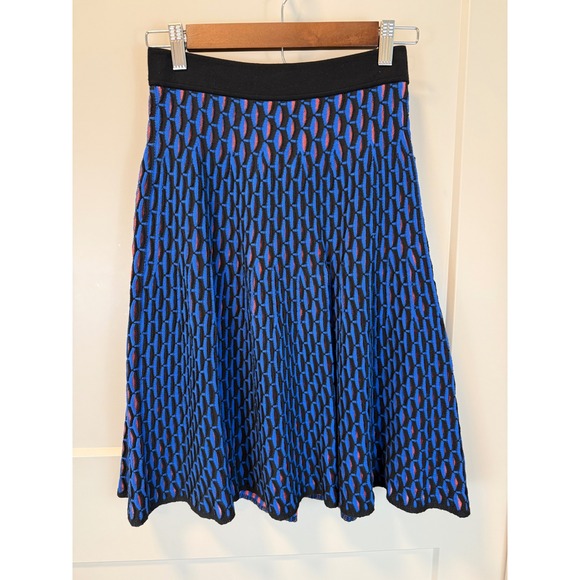 RARE M by Missoni Geometric Open Knit Flare Skirt Blue Black Pink Size 40 (US 8( - Picture 3 of 9